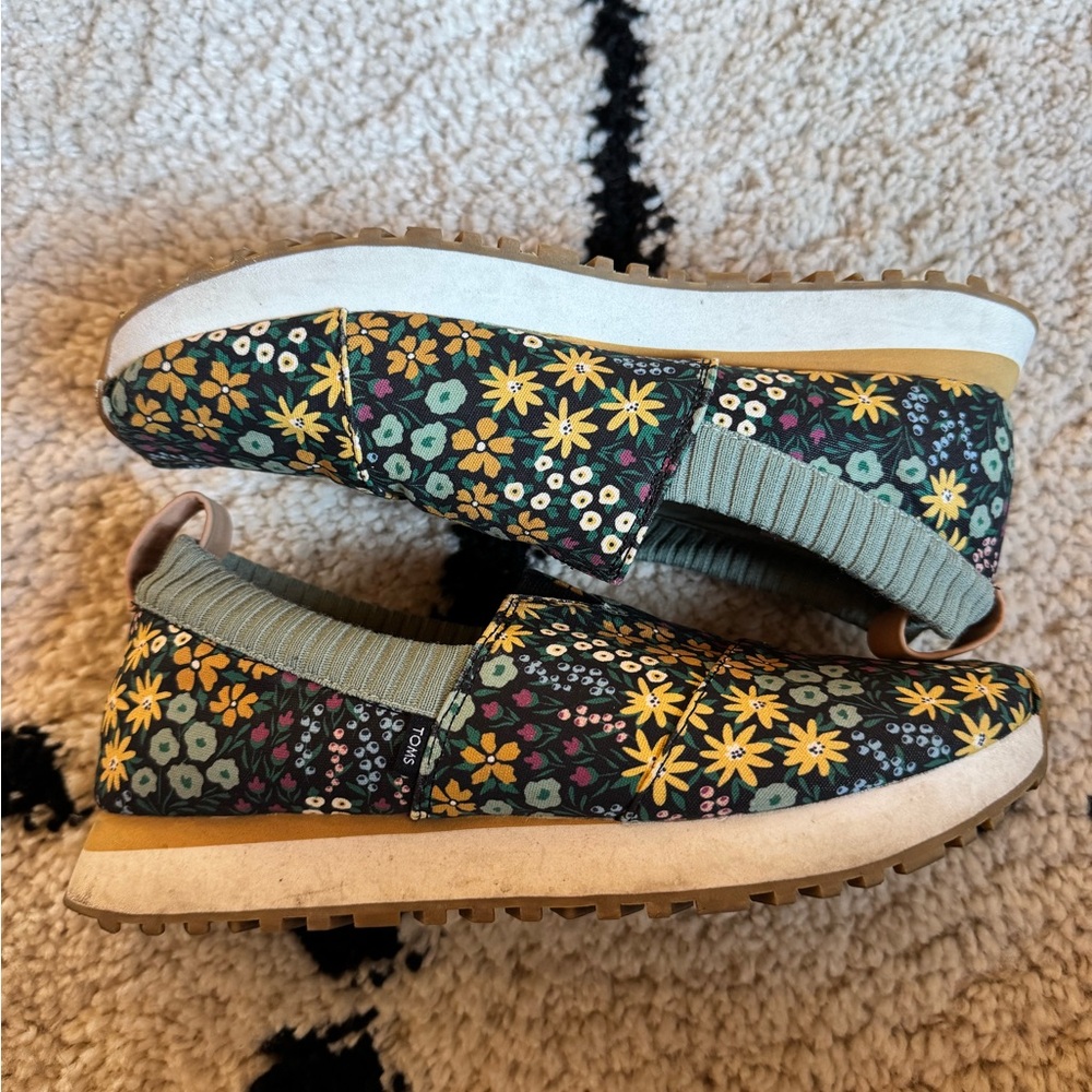 TOMS Floral Slip-On Shoes